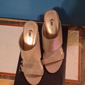 Fioni Night Sparkling Gold Heels